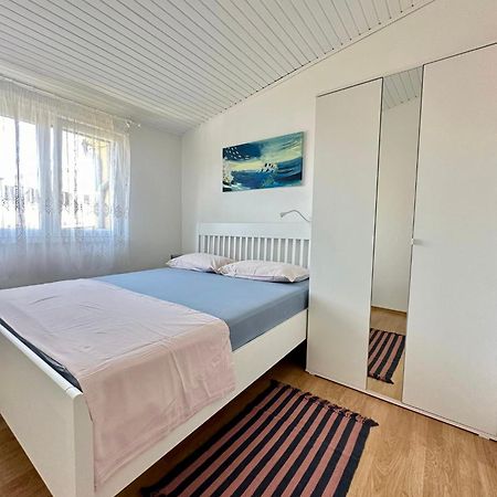 App Anita Apartment Премантура Екстериор снимка