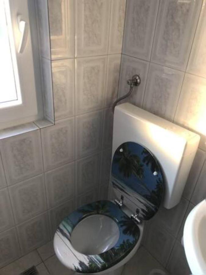 App Anita Apartment Премантура Екстериор снимка