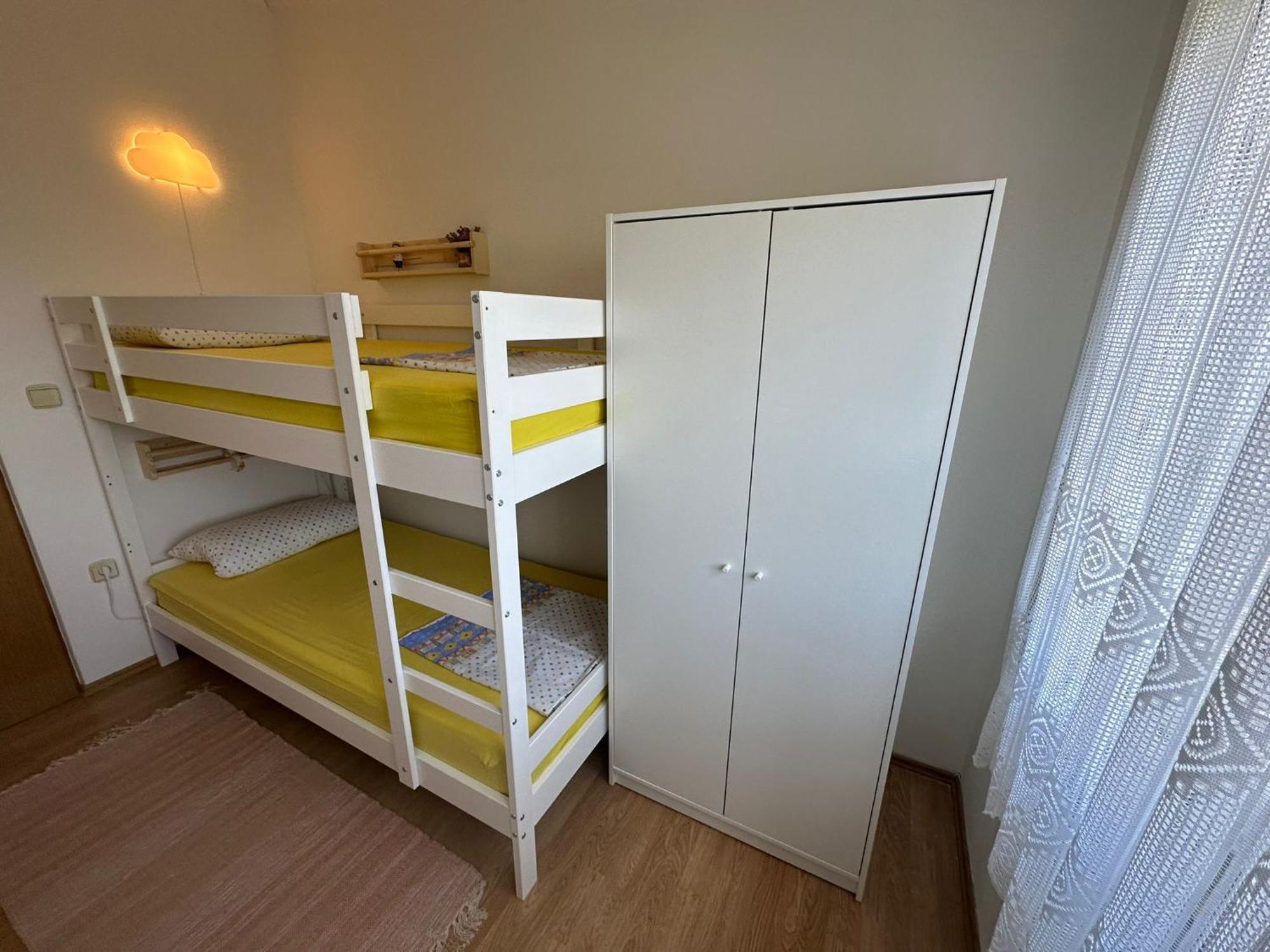 App Anita Apartment Премантура Екстериор снимка